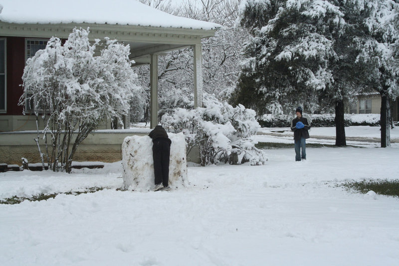 Image: The Great Wall — There soon will be a ice wall around this home.