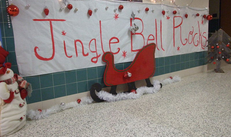 Image: Rockin’ around the Christmas tree — The CB&I class won the decoration contest.