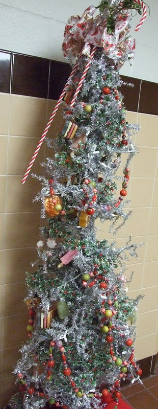 Image: Gingerbread & Candy Canes — 9th grade had this theme.