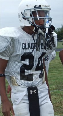 Image: Trevon Robertson — He’s got his gloves and his mouthpiece, Trevon’s ready to enter the turf ring and go four rounds with Hubbard.