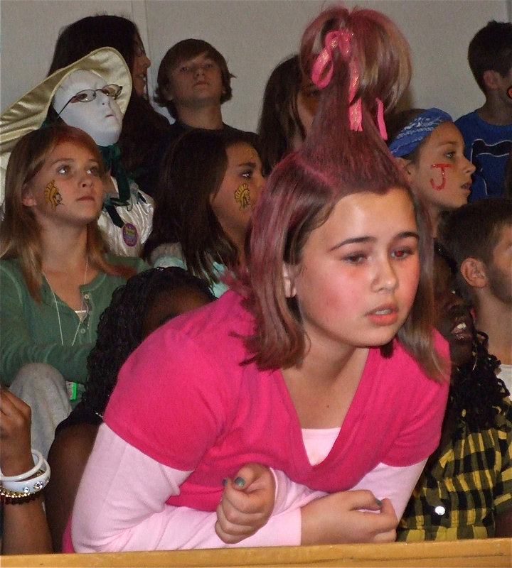 Image: Crowd of costumes