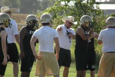 Image: Coach shows the way