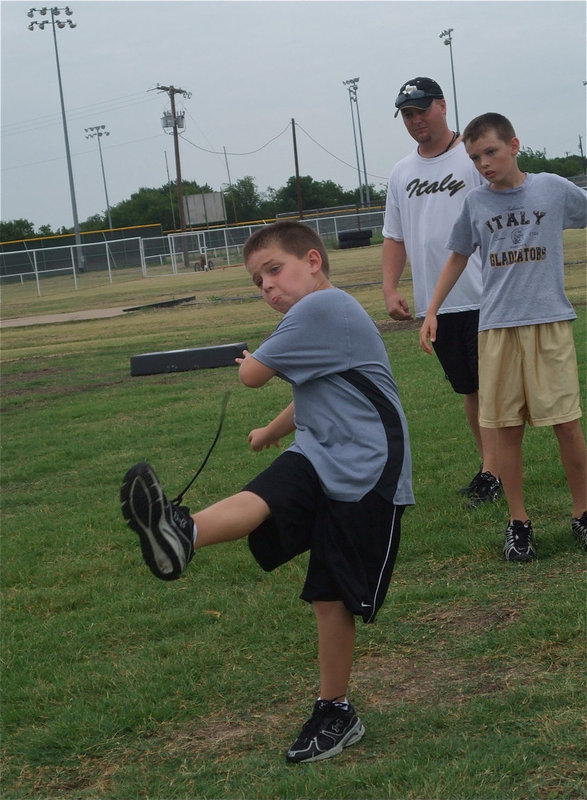 Image: Hunter Bales punts