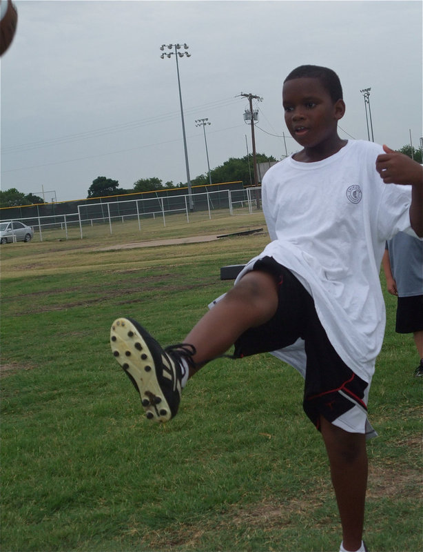 Image: Jarvis kicks one