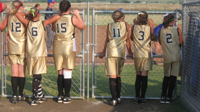 Image: Uncage the Gladiators — Left to right: Kelsey Nelson, Bailey Eubank, Bailey DeBorde, Lilly Perry, Josie Perkins and Ashlyn Jacinto.