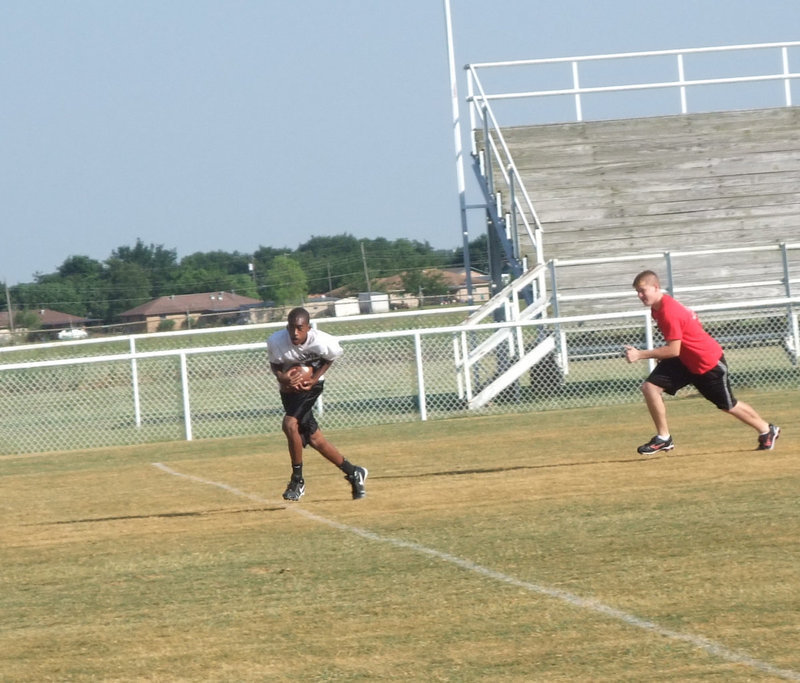 Image: Snoop hauls it in