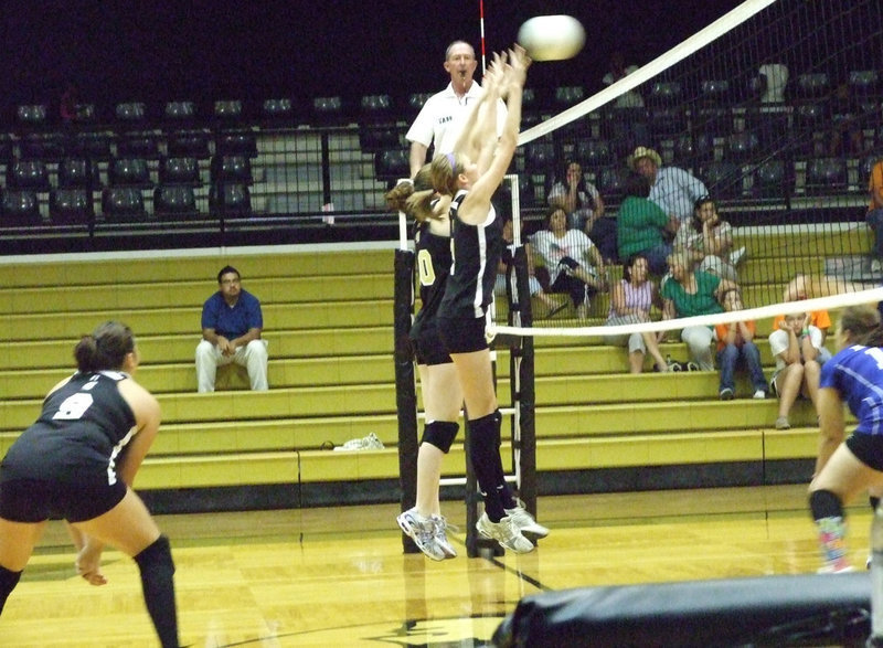 Image: Smithey and Rossa — Junior Melissa Smithey and Sophomore Kaitlyn Rossa take the lead.