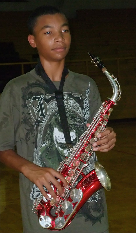 Image: Sax is relaxed — Sax adds a little flair to the harmonious air.