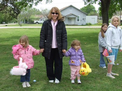 Image: Happy Egg Hunters