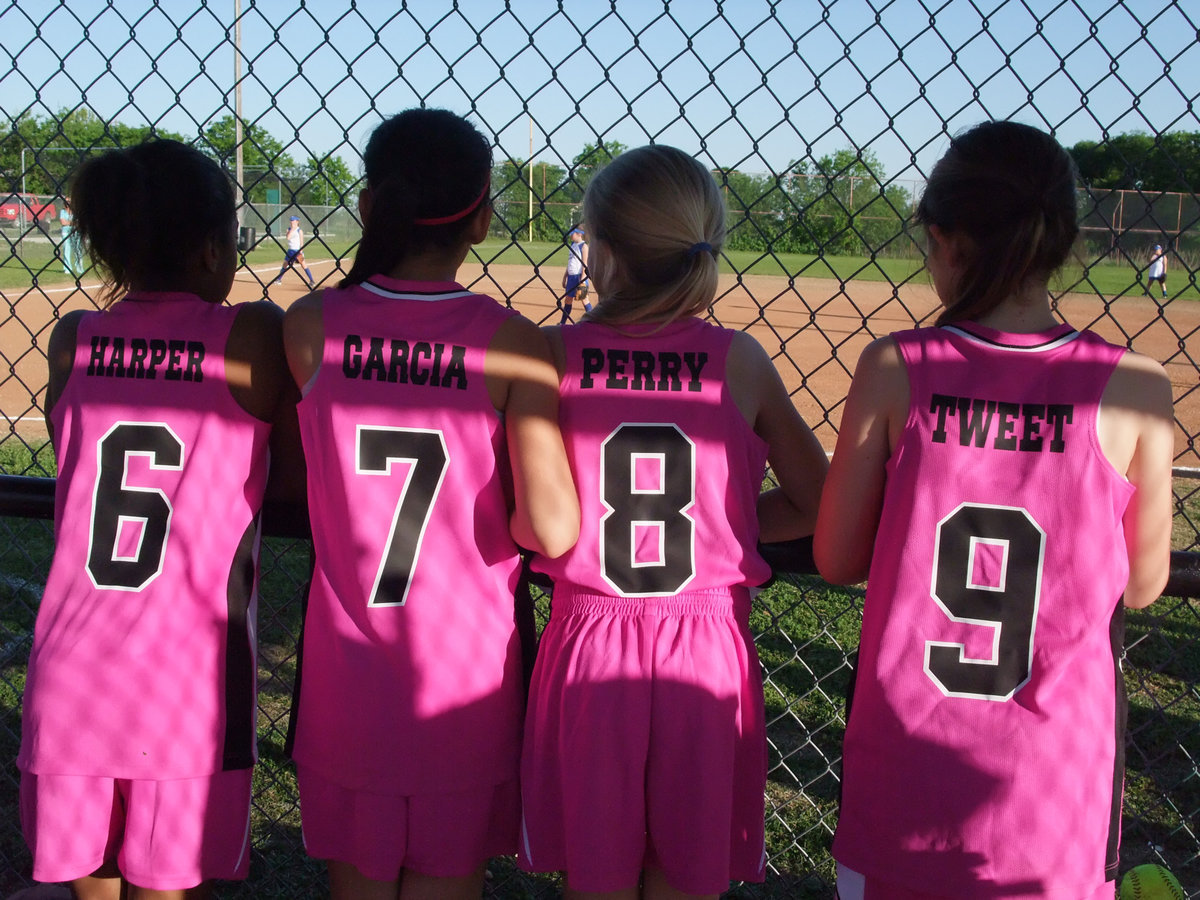 Image: Italy wins by 4 — The Pink Panthers will be a tough team to beat this year…count on it!