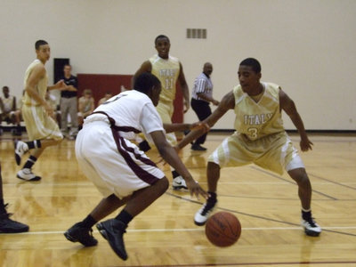 Image: Darrin Moore — Moore defends the goal against the Eagle.