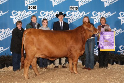 Image: $10,000 scholarship winner