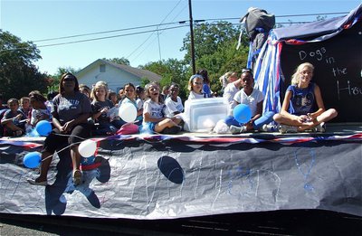 Image: Dogs in the house