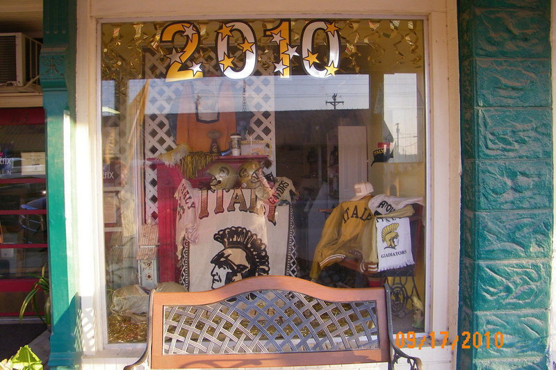 Image: Magic Mirror’s got spirit — Take time to visit the window at the Magic Mirror. There are many, many Italy Gladiator spirit items from days gone by. Thanks Frances Whitener for ALWAYS supporting the Italy ISD!!