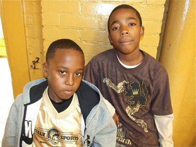 Image: Lil’ K &amp; Kendrick — Italy 29’s Kevin Johnson and Kendrick Norwood have their sights set on winning the league championship.