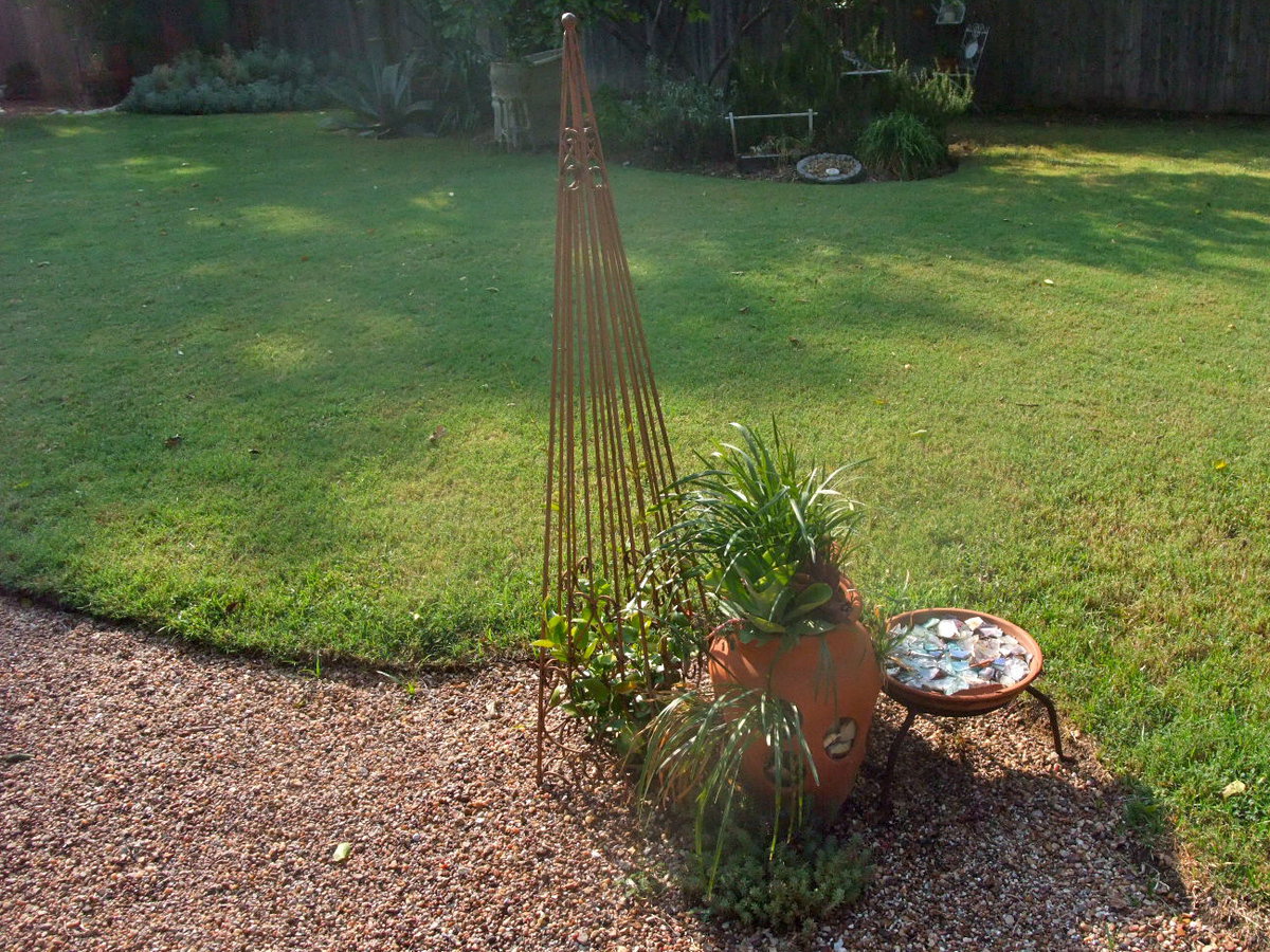 Image: Beautiful Green Grass &amp; Plants — How do you keep your grass so green?