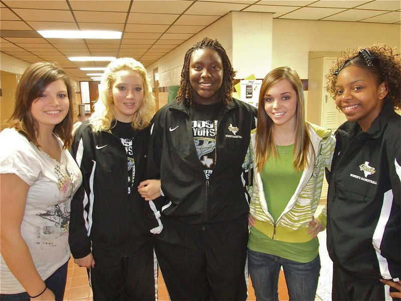 Image: Lady Gladiators Volleyball members receive All-District recognition — The 2009 Lady Gladiators Volleyball All-District honorees are:
Left to right: Cori Jeffords, Megan Richards, Jimesha Reed, Drew Windham and Jaleecia Fleming.
