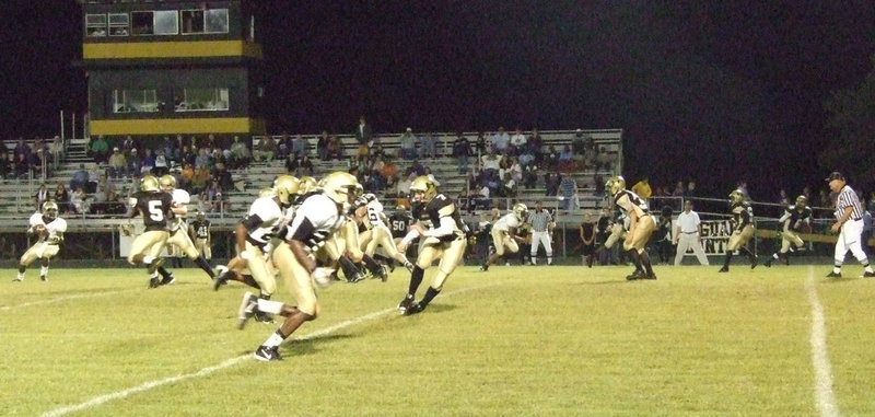 Image: Anderson searching for receivers