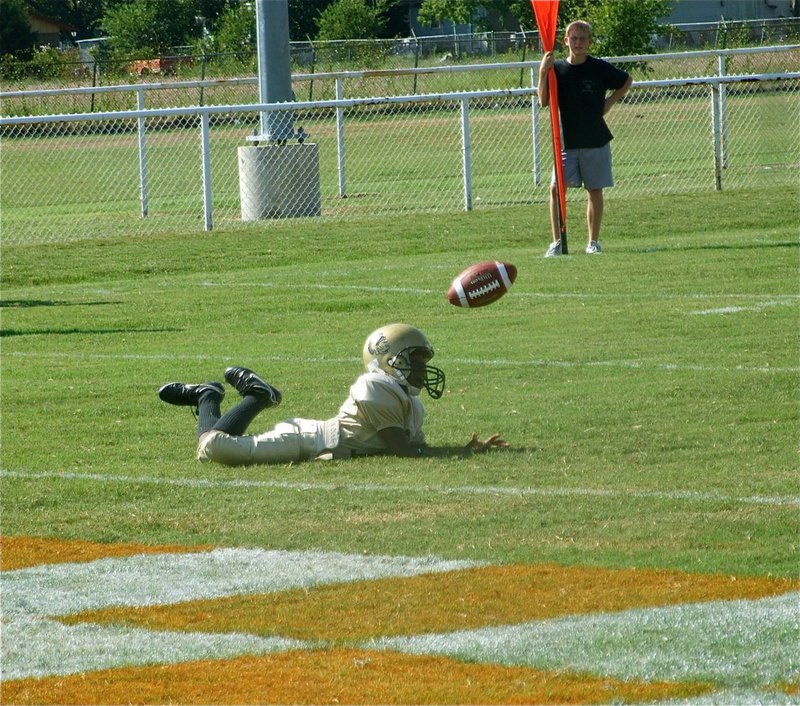 Image: Nice try! — Italy tries to pass for a touchdown against Ferris in the Minor game.