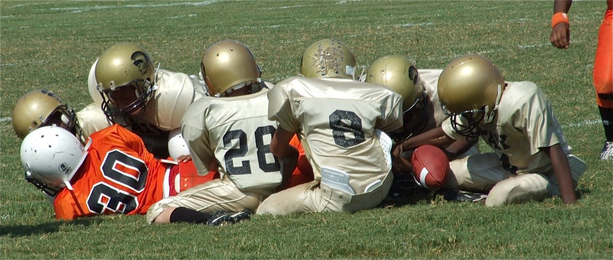 Image: Jaylon recovers fumble — Jaylon Davis recovers his second fumble of the game.
