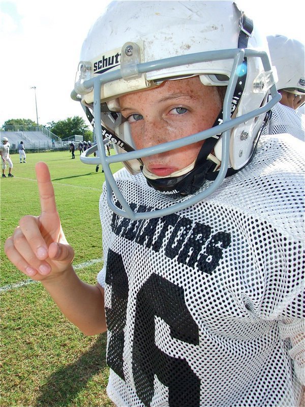 Image: Ty’s confident — Ty Windham(36) has no worries during the game.