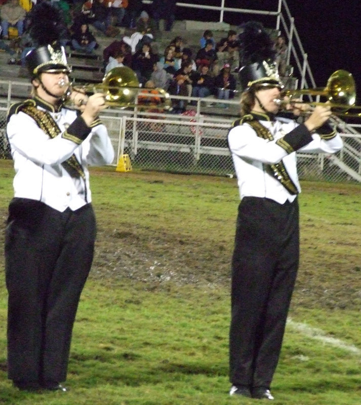 Image: Listen to the horns — During the halftime performance, the trumpets stand tall and proud.