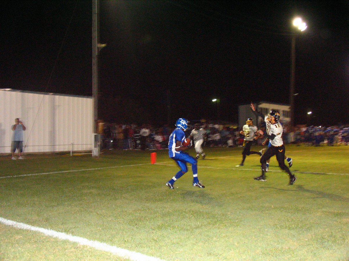 Image: Reception over outstretched hands