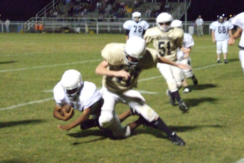 Image: Zack Latimer — Latimer stopping a Bulldog dead in his tracks.