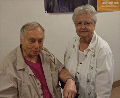 Image: Doc and Sue Herrin — No that’s not Brad Pitt, it’s actually retired Italy dentist, Ervin Byers, and life long Italy resident, Sue Herrin, visiting between bites.