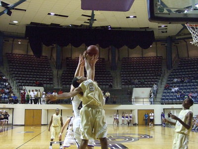 Image: D-Man’s hands are full