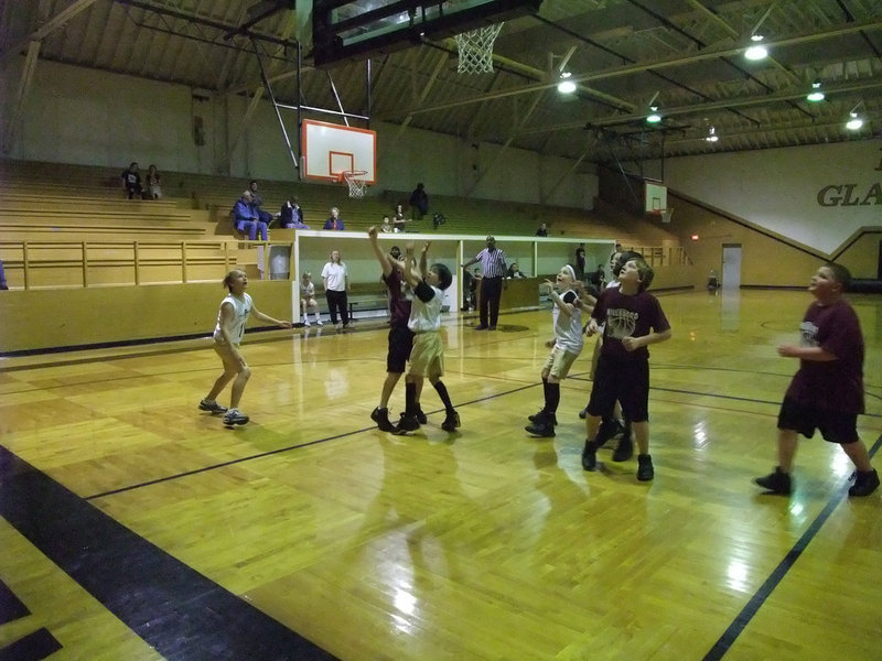 Image: Defending our gym — Italy White’s defense held Hillsboro Maroon to only 2-points in the 4th period which allowed Italy to pull off the comeback and win.