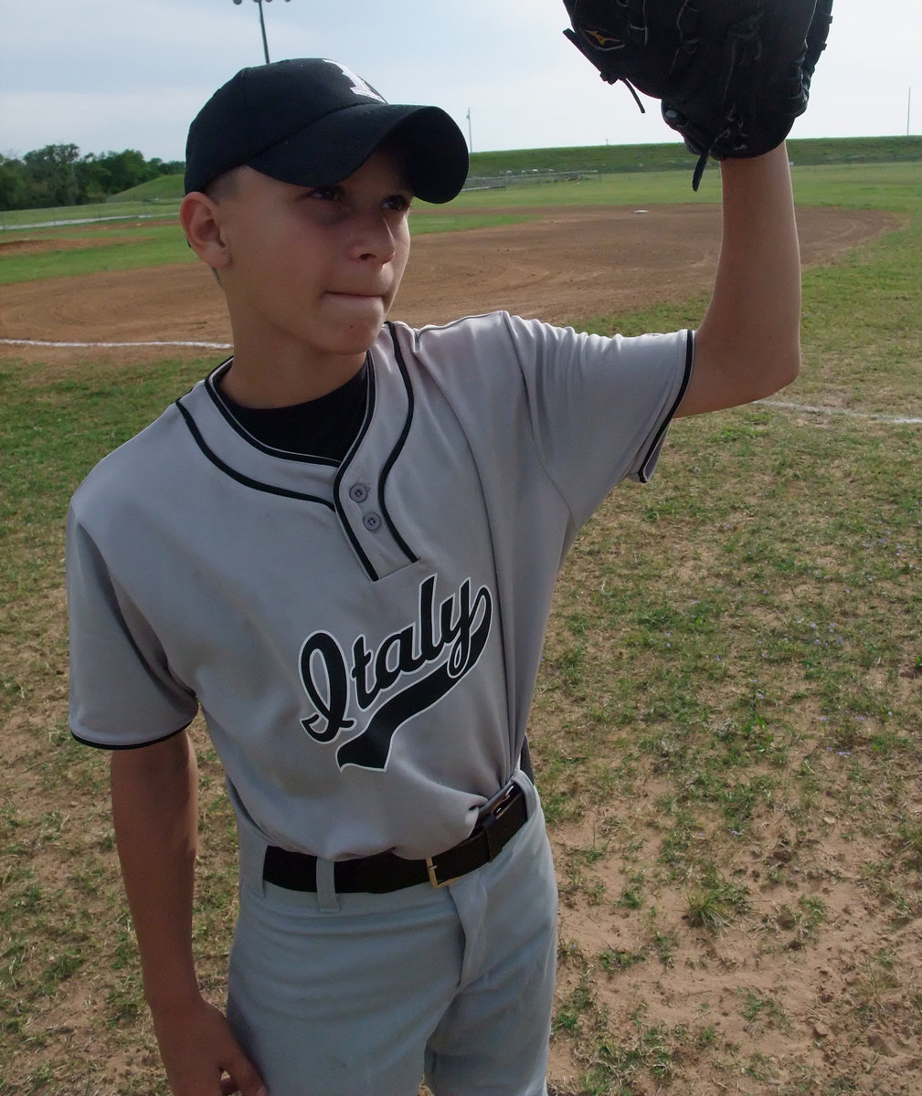 Image: Colton Petry — Colton gets his throwing arm loose.