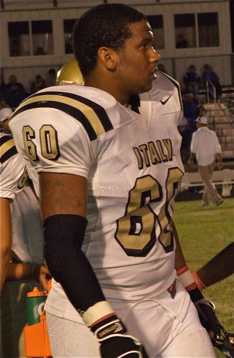 Image: Rettig is real deal — De’Andre “Rig” Rettig(60) is the real deal and established himself as one of the districts best Friday night in Blooming Grove.