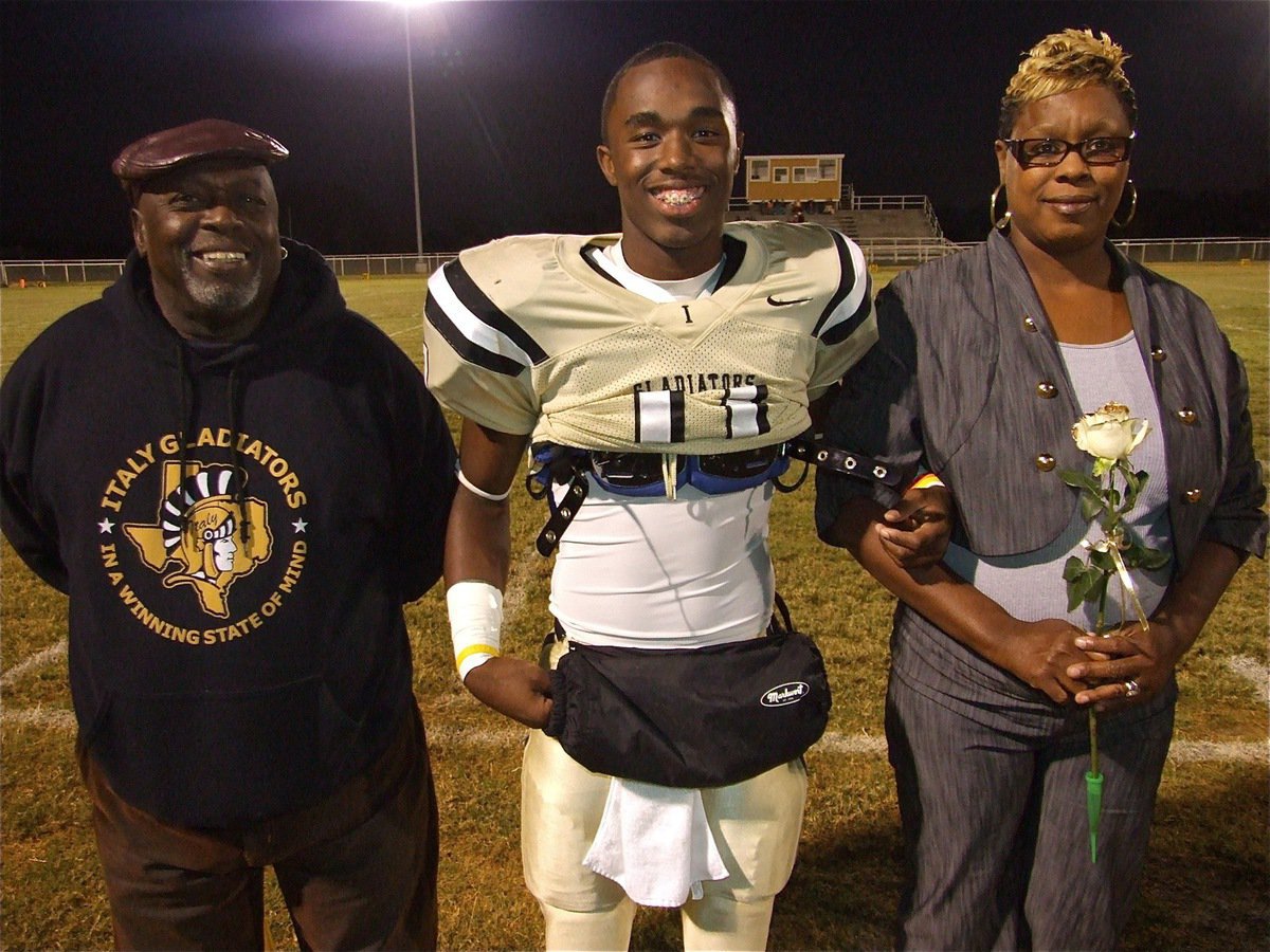 Image: Jasenio Anderson — As a senior, Jasenio was the starting quarterback, linebacker, placekicker, and punter. A ferocious competitor and a 4 year letterman for the Gladiators, Jasenio was at his best when there was less than a minute remaining on the clock and 99-yards to go for a touchdown.