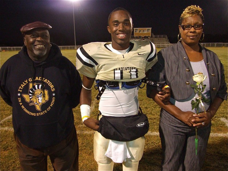 Image: Jasenio Anderson — As a senior, Jasenio was the starting quarterback, linebacker, placekicker, and punter. A ferocious competitor and a 4 year letterman for the Gladiators, Jasenio was at his best when there was less than a minute remaining on the clock and 99-yards to go for a touchdown.