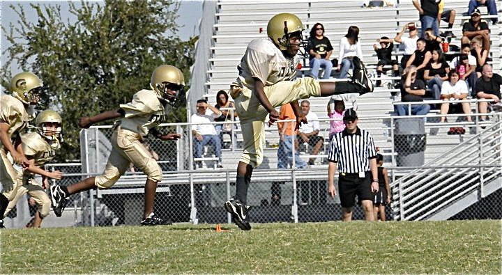 Image: Ricky kicks off