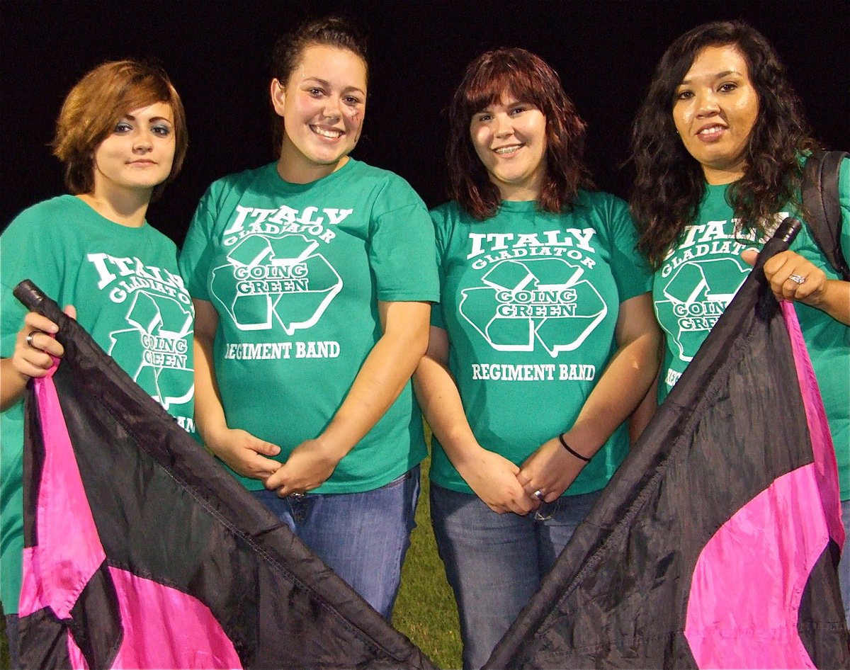 Image: Old gold is going green — Italy’s Flag Corp: L-R Bianca Evans, Nikki Brashear, Megan Buchanan and director Tina Richards.