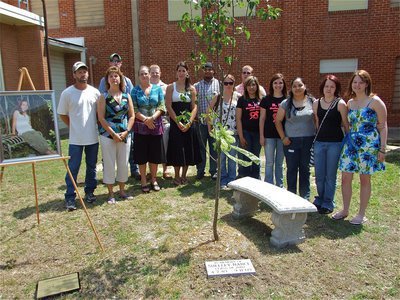 Image: Family and classmates — Shelley’s family and her 2007 IHS classmates stand together while remembering Shelley.