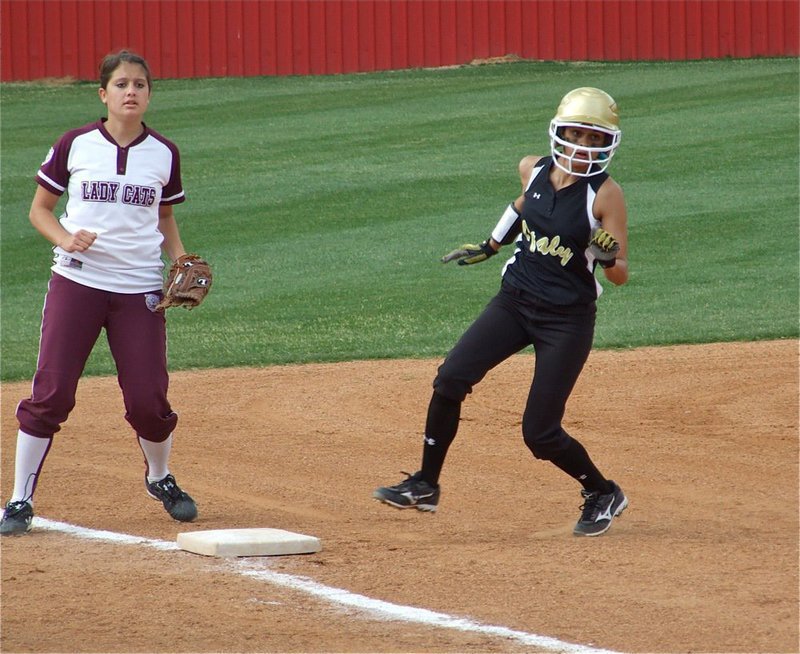 Image: Anna steals third — Anna Viers reaches third base for Italy with the game still tied 0-0 in the top of the 6th inning.