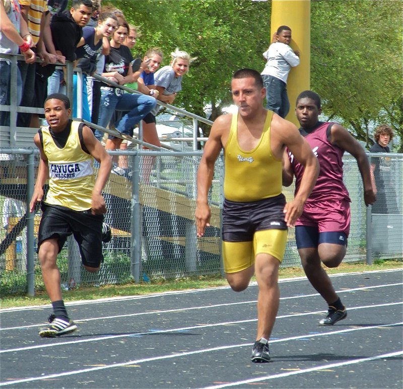 Image: Jacob finishes — Jacob Lopez runs the anchor for Italy’s JV 4 × 100m relay team which finished 2nd in the event.