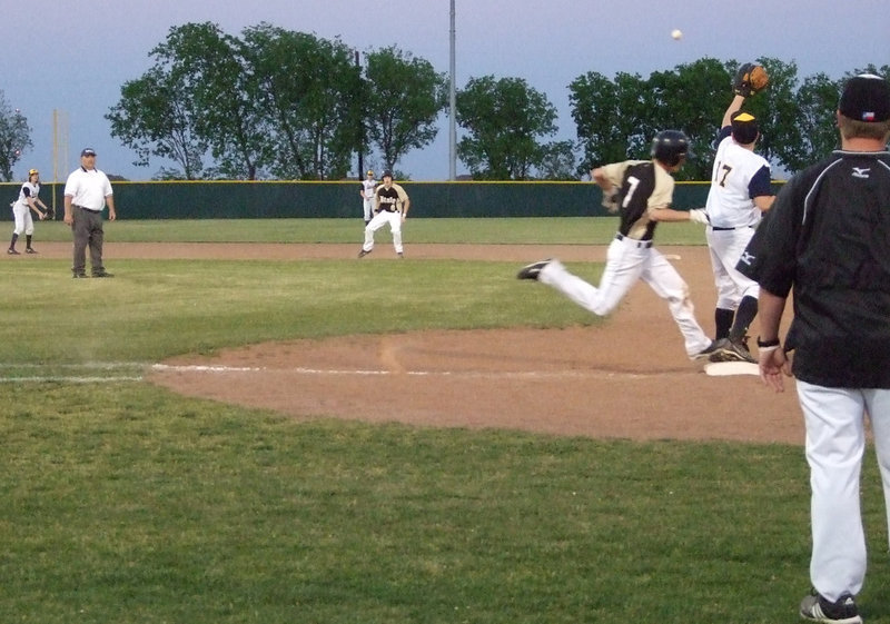 Image: Trevor is on — Trevor has little more speed than the Eagles can muster.