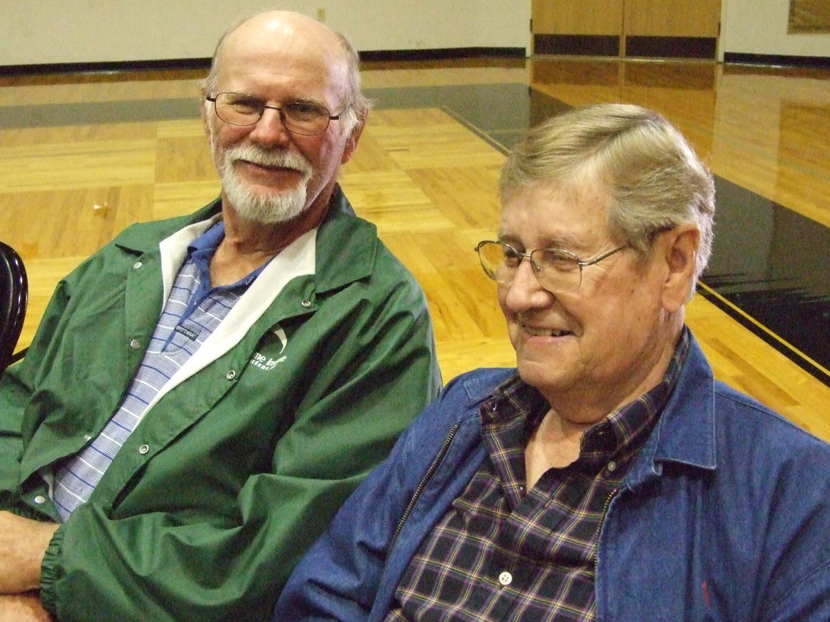Image: Buchanan and Miller — Luther Buchanan and Jackie Miller, Sr. enjoyed catching up at the Veteran’s Day service.