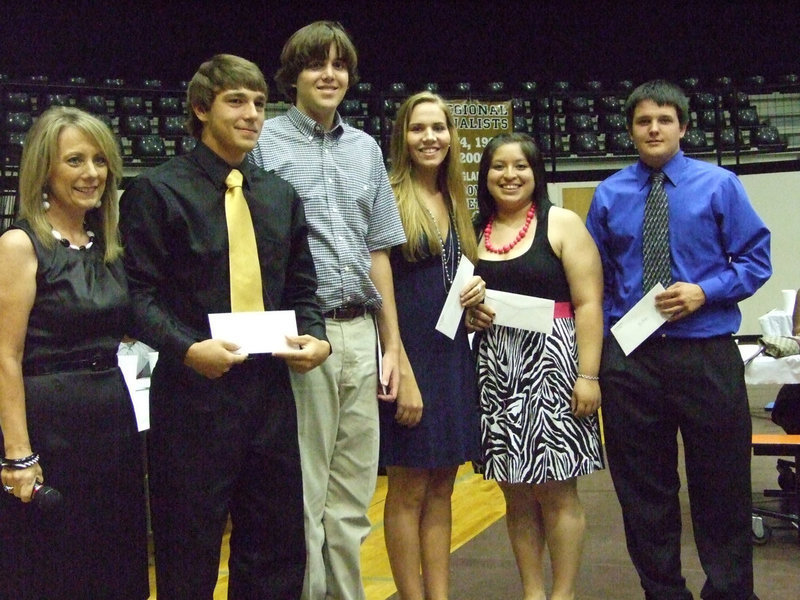 Image: Scholarship winners — The Italy Athletic Booster Club awarded these seniors $1,000.00 to continue their education. (L-R) Becky Milligan, Clay Major, Tyler Boyd, Becca DeMoss, Blanca Figueroa and Roy Glaspy.