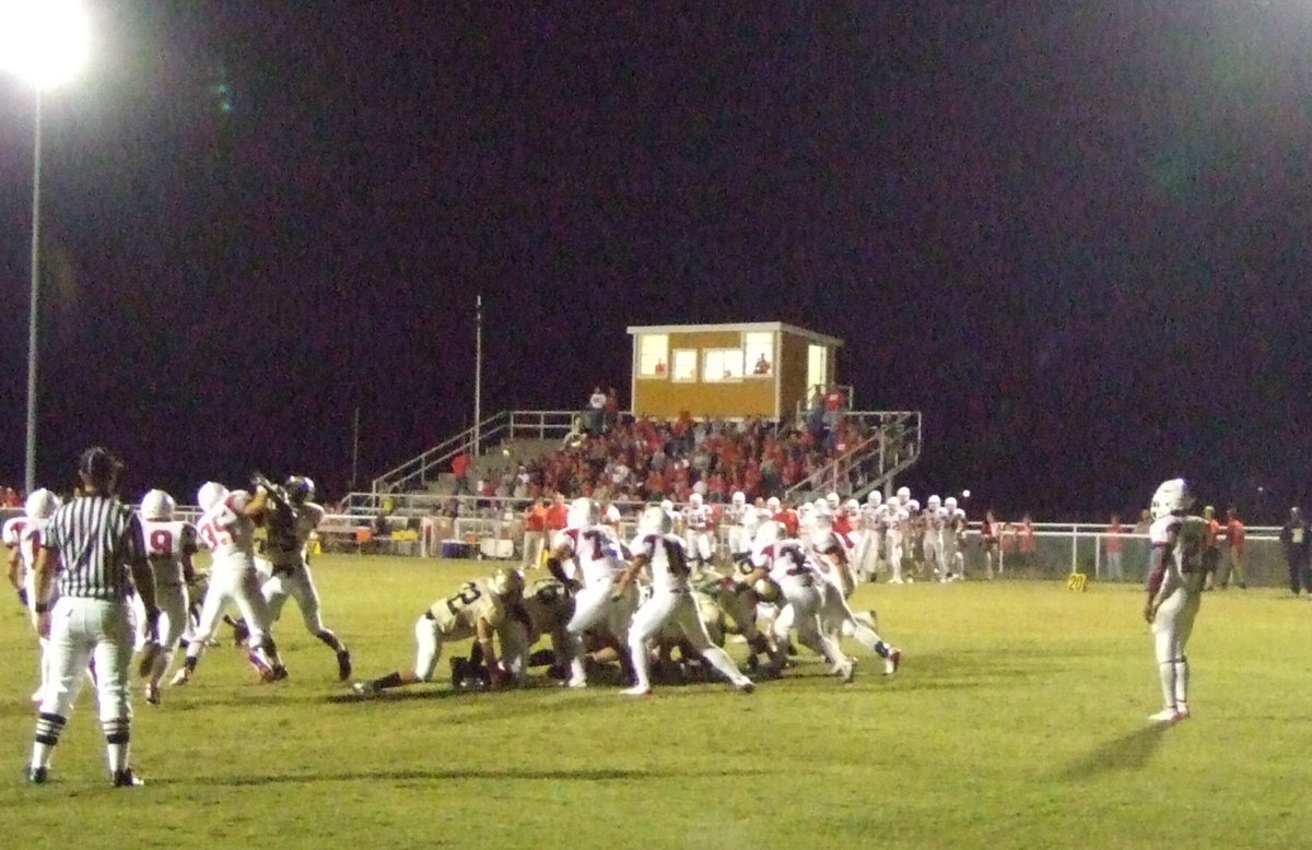 Image: Lines lock horns — The Gladiator line and the Longhorn line battling for the win.