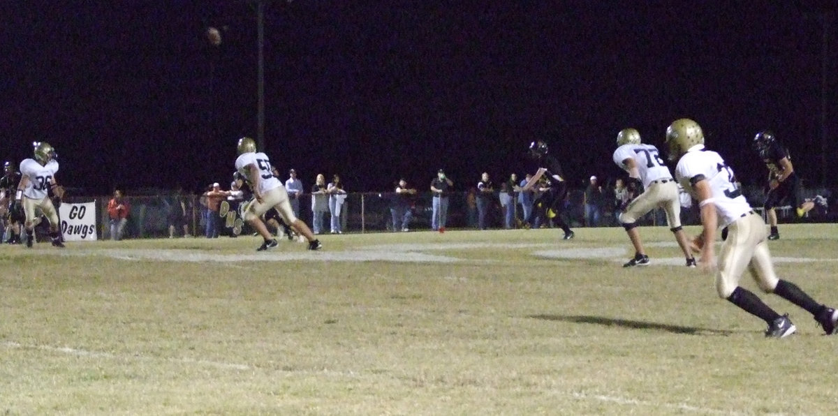 Image: Dawson kicks off — After winning the coin toss, Italy elected to receive.