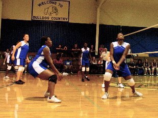 Image: Eyes on the ball.