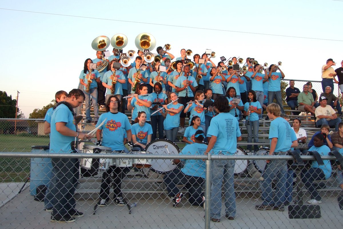 Image: The Italy Regiment Band — The Italy High School Regiment Band have fun in the stands.