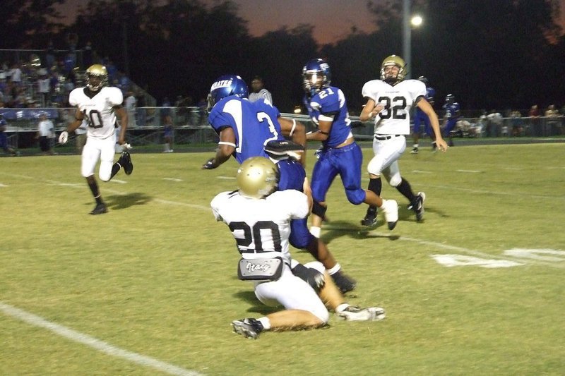 Image: Gladiators pulling him down