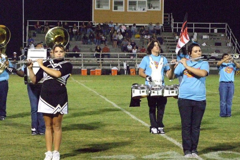 Image: Cheerleader in the Band