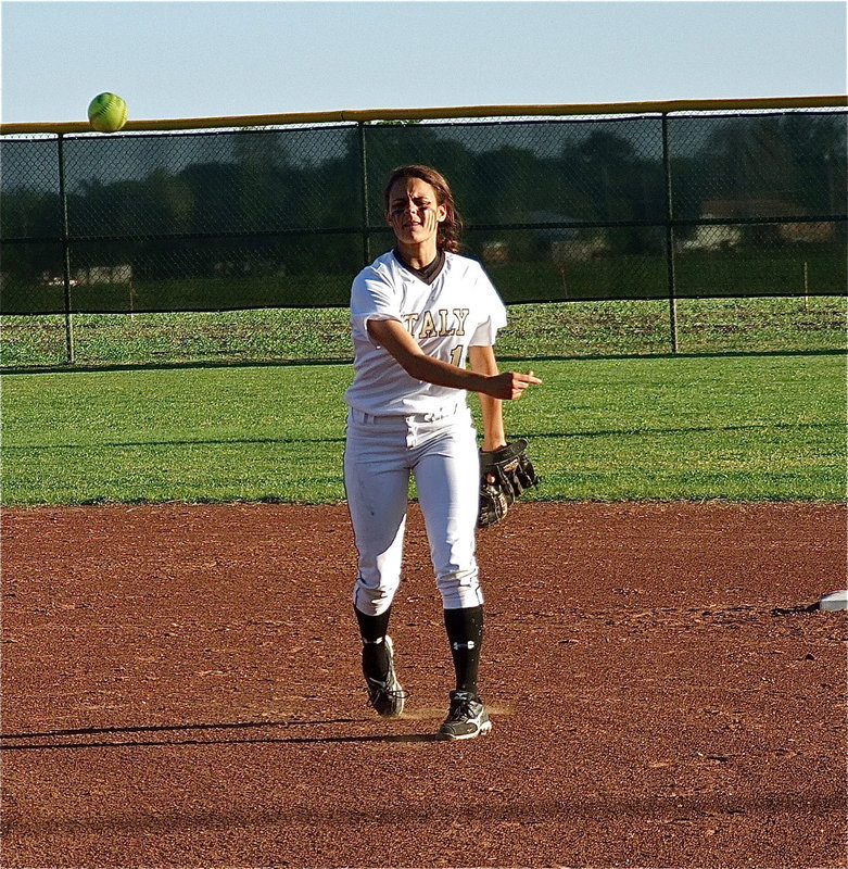 Image: Lady Gladiator, Anna Viers, received 1st Team All-District Shortstop in District 15-2A for the 2011 season.
